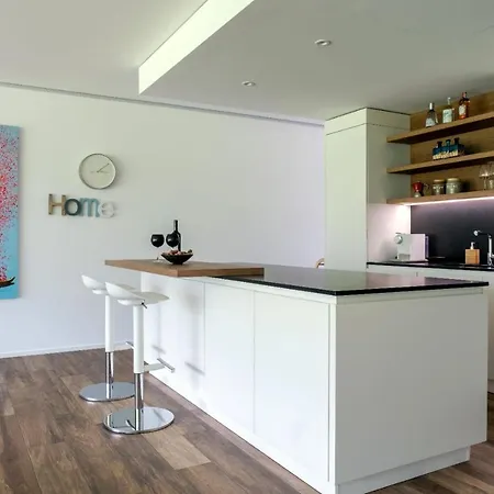 Free Parking-golf-garden Apartman Losone