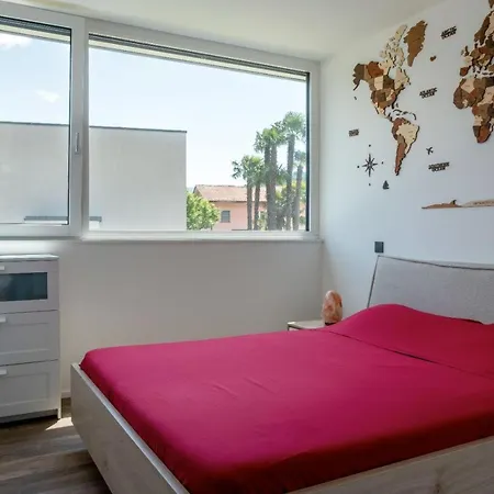 Free Parking-golf-garden Apartman